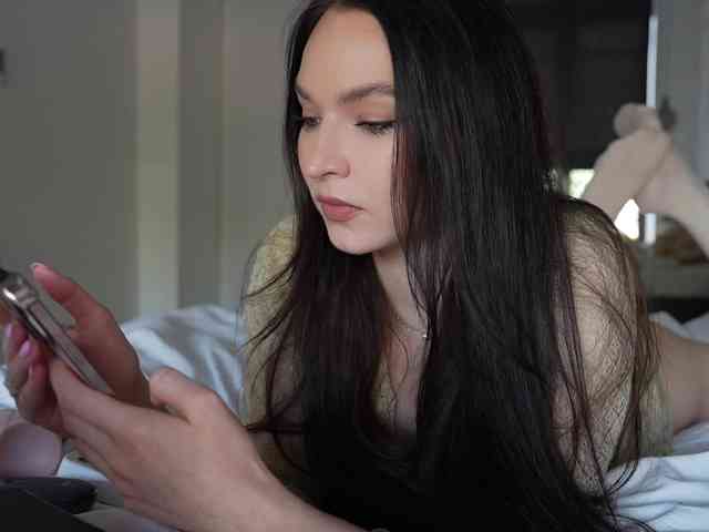 blackvelveet webcam