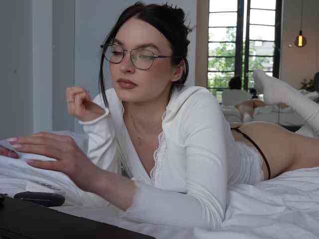 blackvelveet webcam