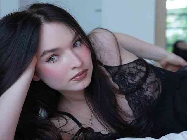 blackvelveet webcam