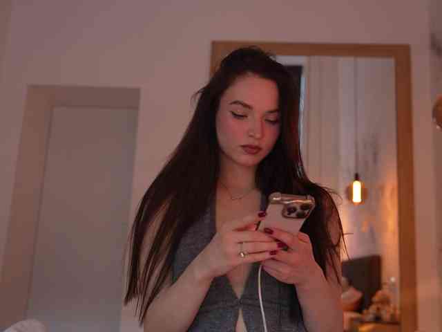 blackvelveet webcam