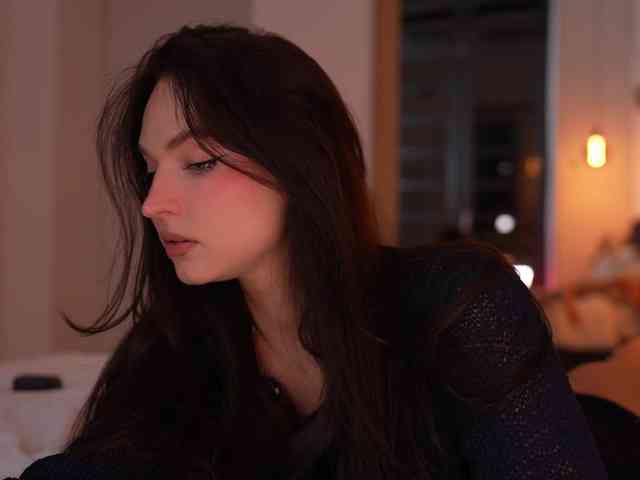 blackvelveet webcam