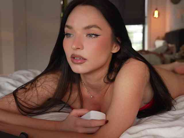 blackvelveet webcam