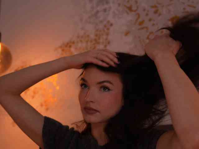 blackvelveet webcam