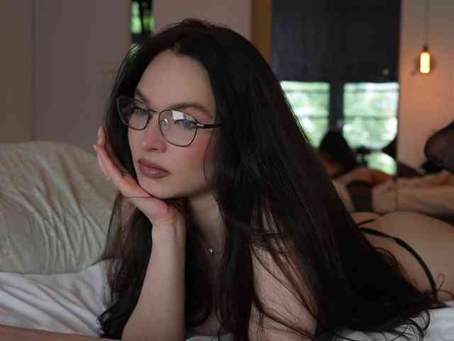 blackvelveet webcam