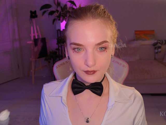 KOTTYAA live webcam show