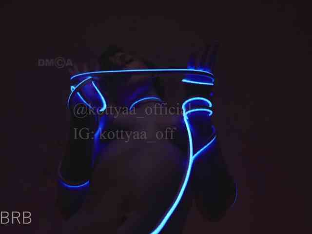 Kottyaaaa live female cam on bongacams