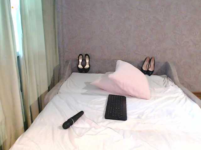 Jussysweet live cam on BongaCams