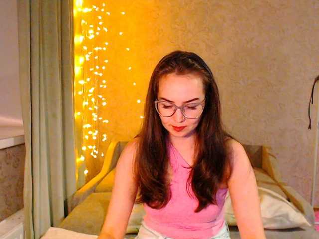 Jussysweet live cam on BongaCams
