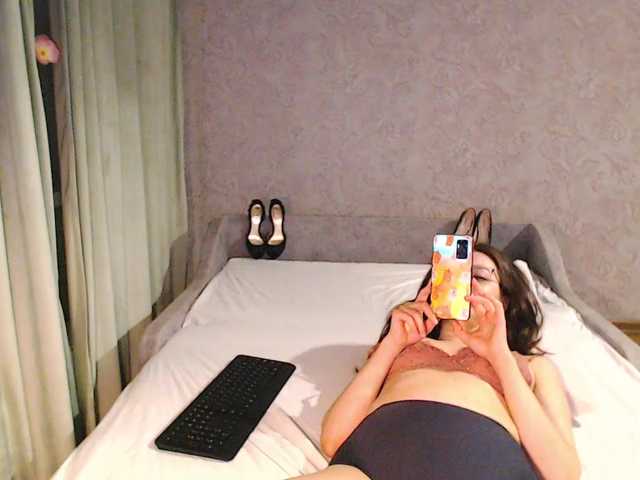 Jussysweet live cam on BongaCams