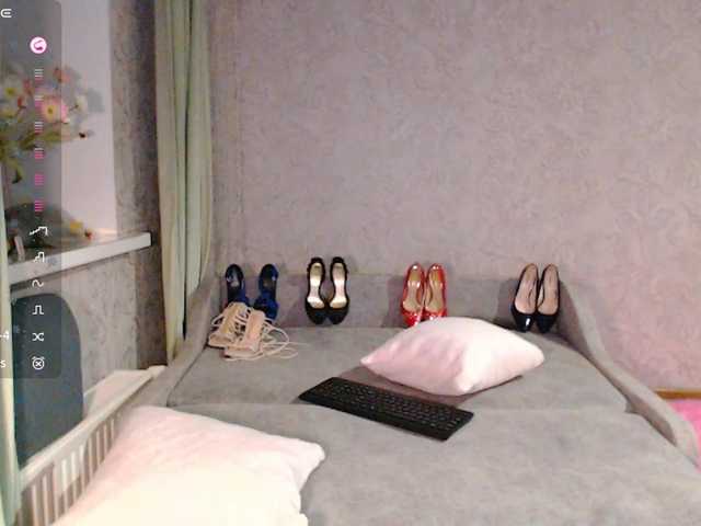 Jussysweet live cam on BongaCams