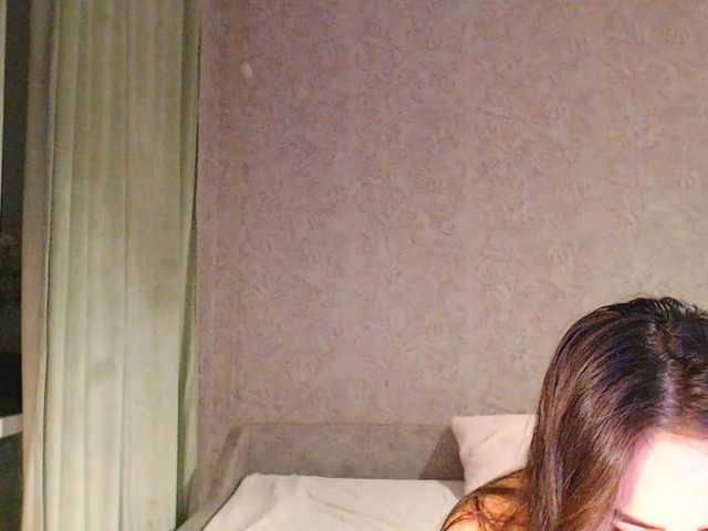 Jussysweet live cam on BongaCams