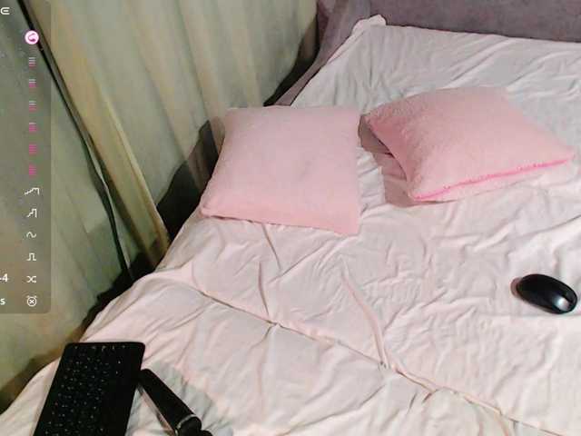 Jussysweet live cam on BongaCams
