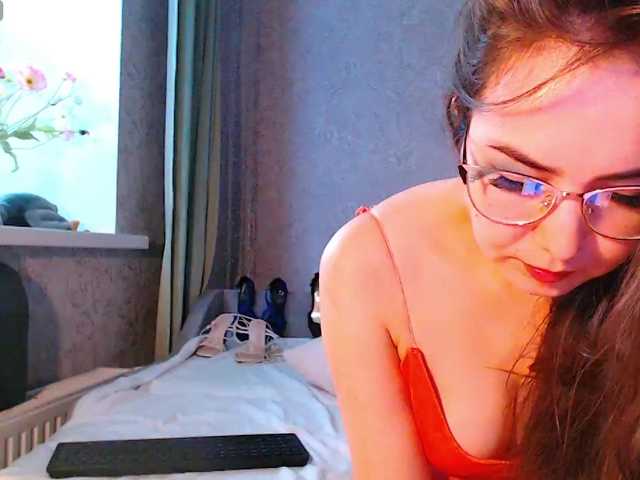 Jussysweet live cam on BongaCams