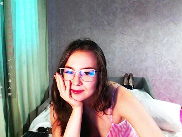 Jussysweet live cam on BongaCams