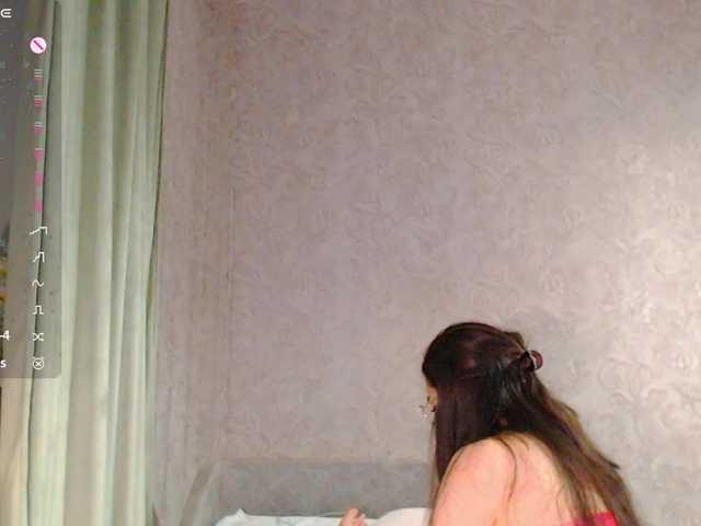 Jussysweet live cam on BongaCams