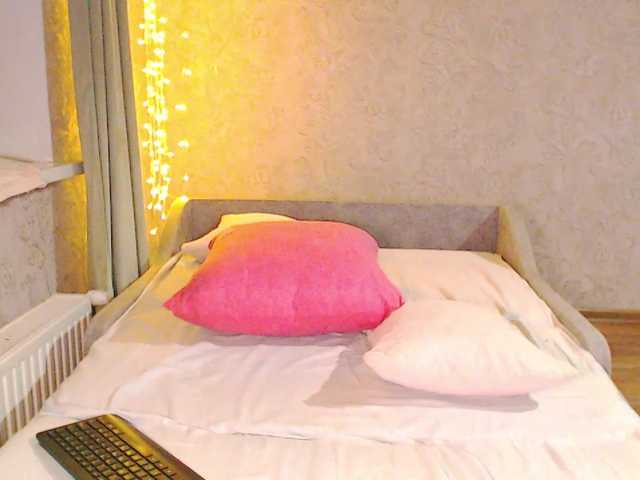 Jussysweet live cam on BongaCams