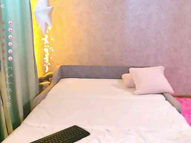 Jussysweet Live Webcam on BongaCams