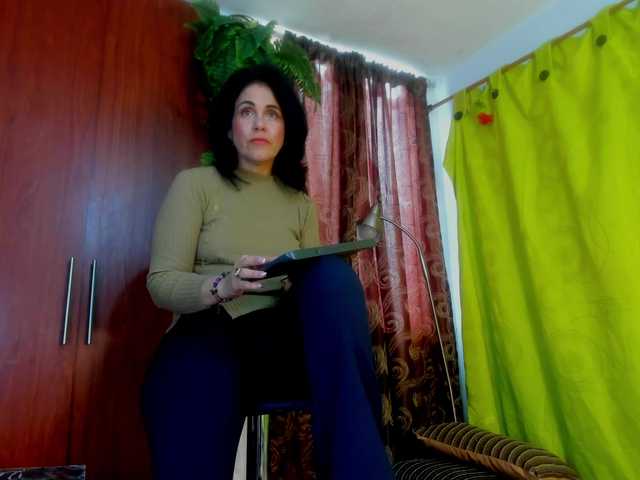 girasol-walto live cam on BongaCams