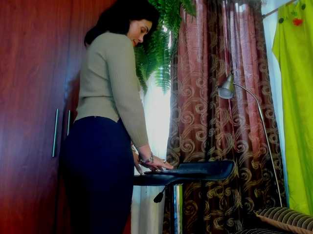 girasol-walto live cam on BongaCams