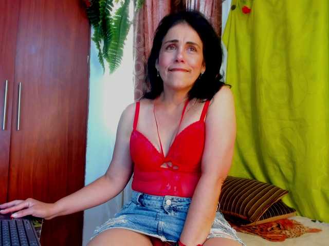 girasol-walto live cam on BongaCams