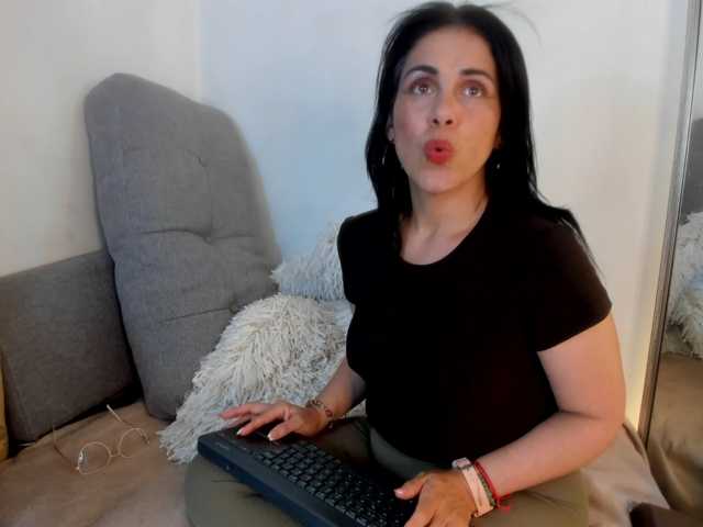 girasol-walto live cam on BongaCams
