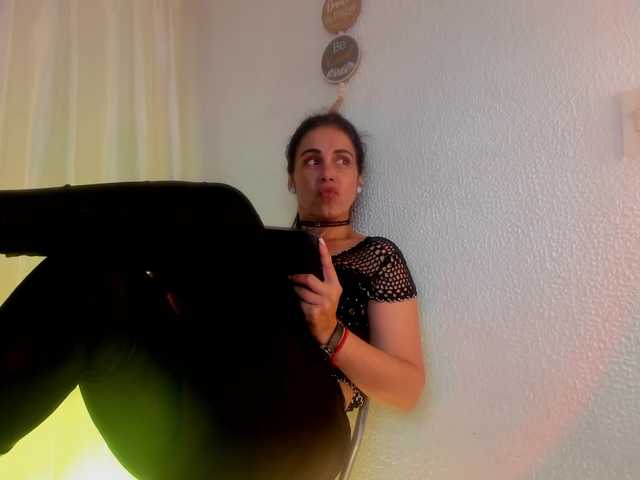 girasol-walto live cam on BongaCams