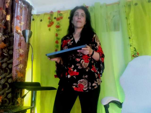 girasol-walto live cam on BongaCams