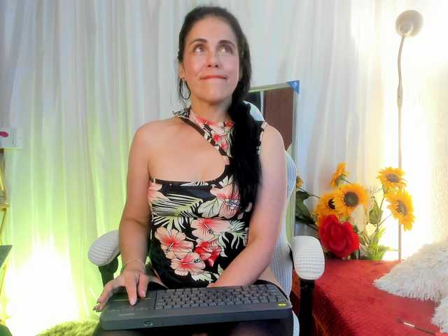 girasol-walto's BongaCams show and profile