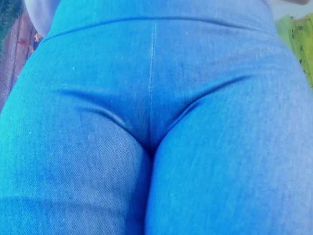 girasol-walto live cam on BongaCams