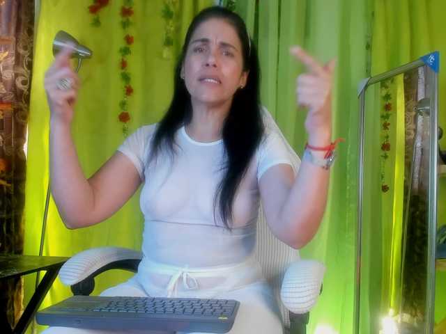 girasol-walto live cam on BongaCams