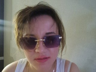 Kira183 Porn Show