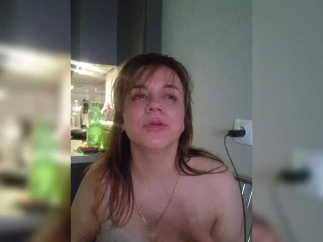Kira183 webcam