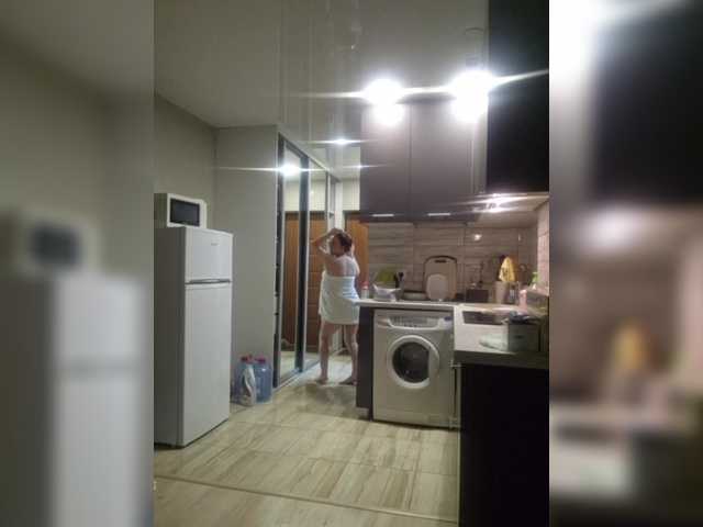 Kira183 live cam on BongaCams