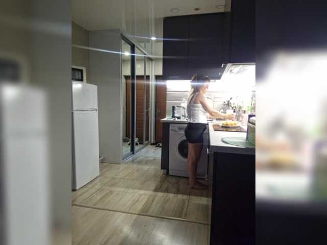 Kira183 live cam on UnifiedCams
