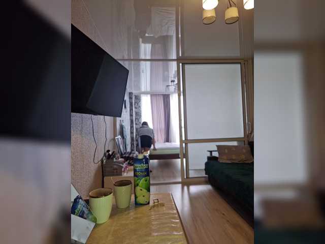 Kira183's BongaCams show and profile