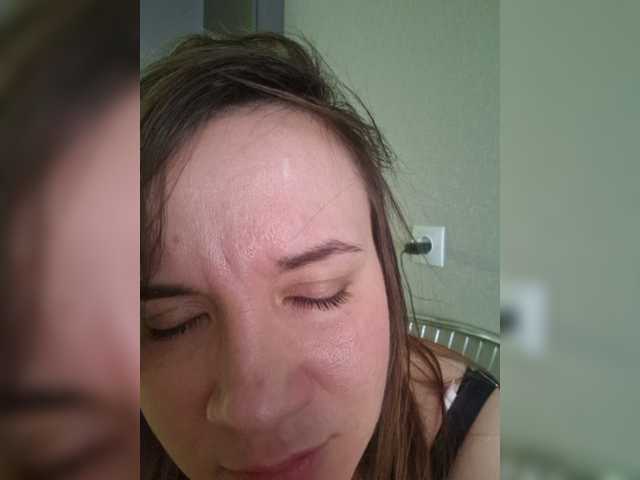 Kira183 live cam on BongaCams