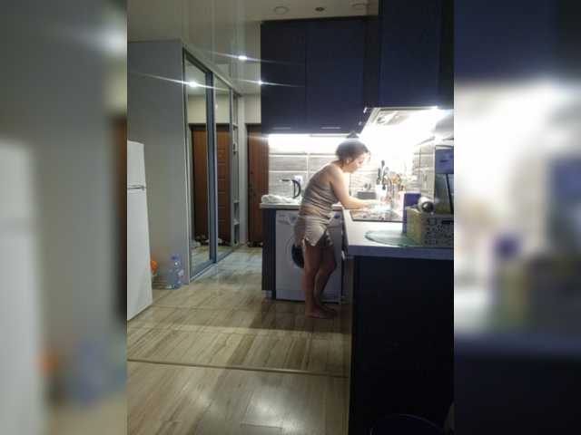 Kira183 live cam on BongaCams