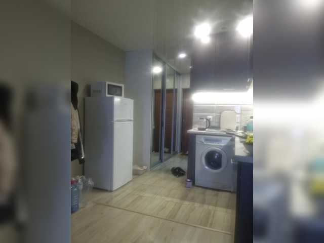 Kira183's BongaCams show and profile