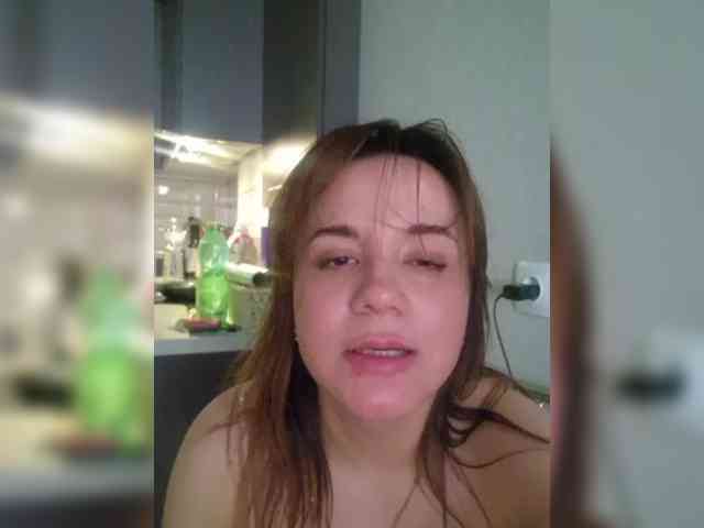 Kira183 webcam