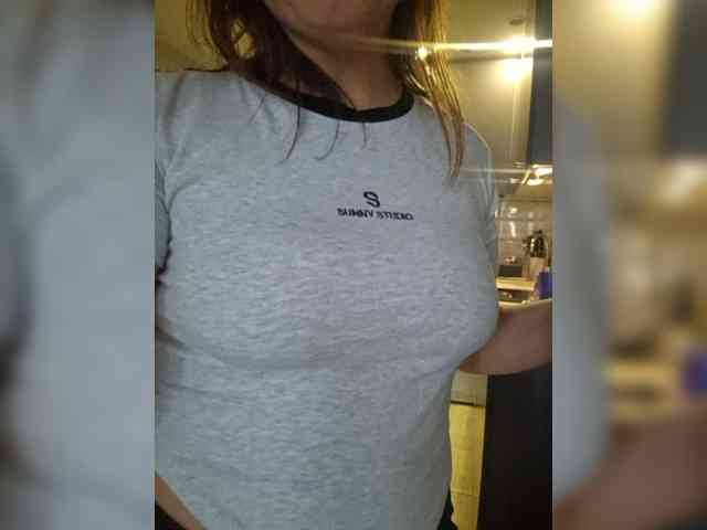Kira183 webcam