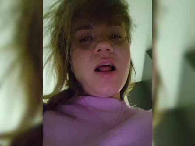 Kira183 webcam