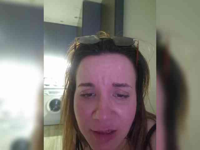 Kira183 webcam