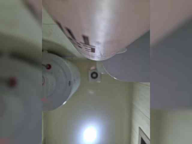 Kira183 webcam