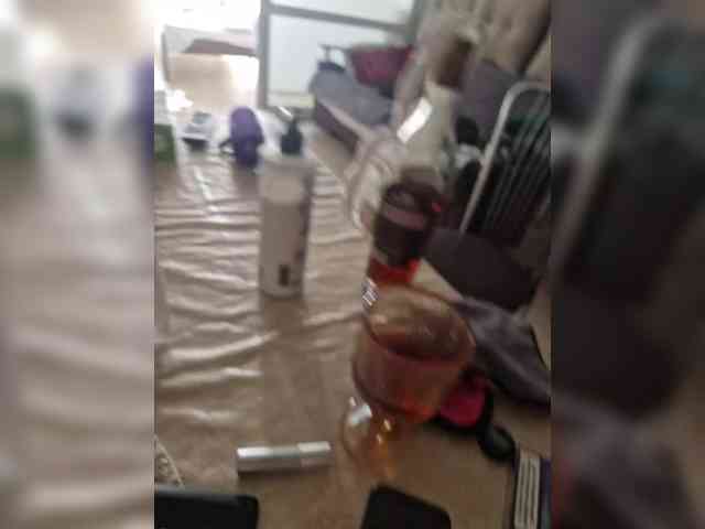 Kira183 webcam