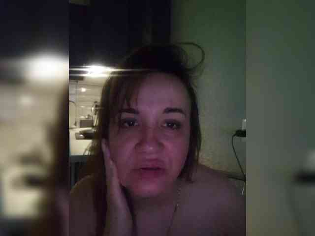 Kira183 webcam