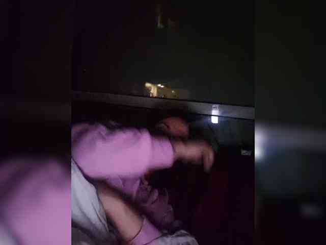 Kira183 webcam