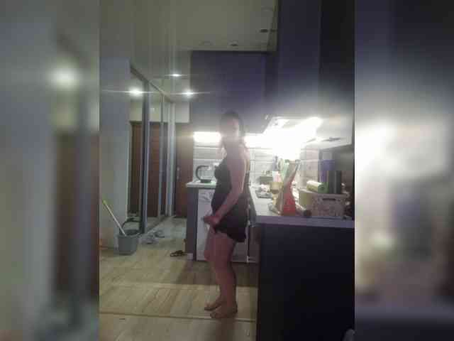 Kira183 webcam