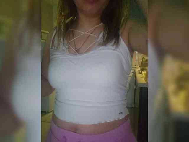 Kira183 webcam
