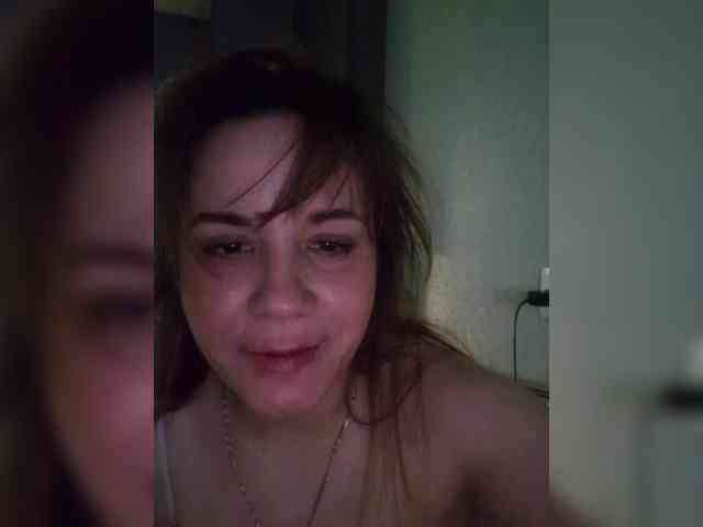 Kira183 webcam