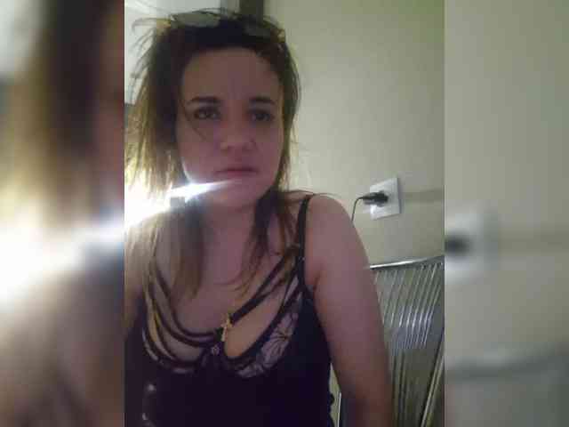 Kira183 webcam